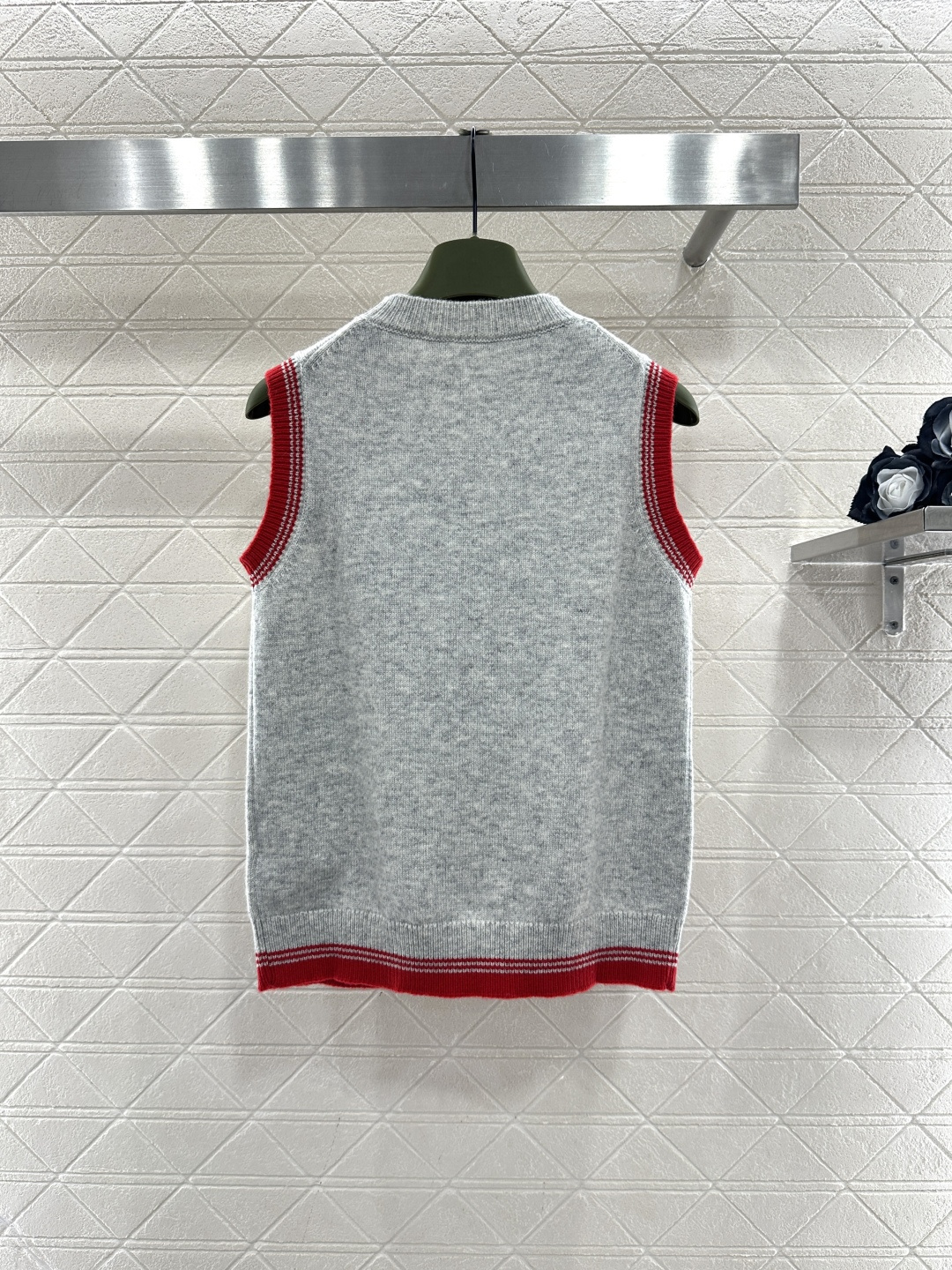 ♥Gucc*♥2026新品上架 贺岁提花马年针织背心新年贺岁系列#定制YB羊毛纱线织造，穿搭舒适，质感十