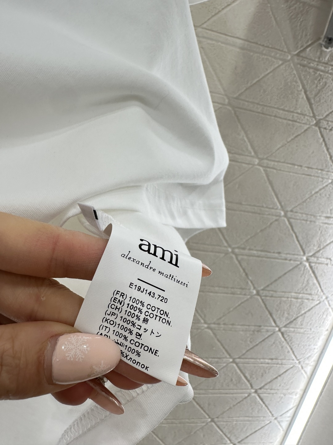 ♥Ami*♥2026新品上架 钉珠字母徽标𝑇𝑒𝑒定制YB丝光全棉材质，透气舒适，质感十足，常规短袖T恤裁