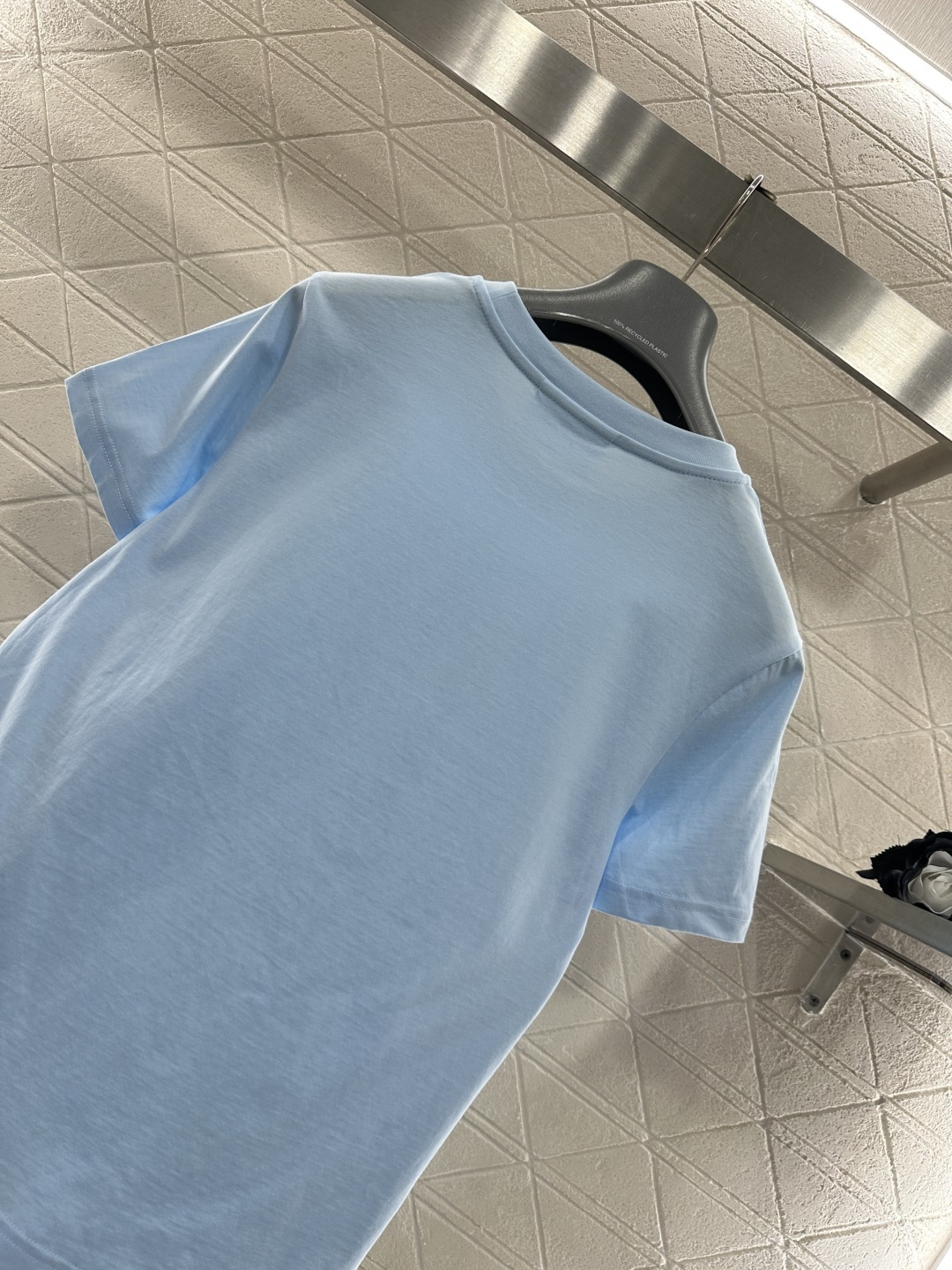 ♥Ami*♥2026新品上架 钉珠字母徽标𝑇𝑒𝑒定制YB丝光全棉材质，透气舒适，质感十足，常规短袖T恤裁