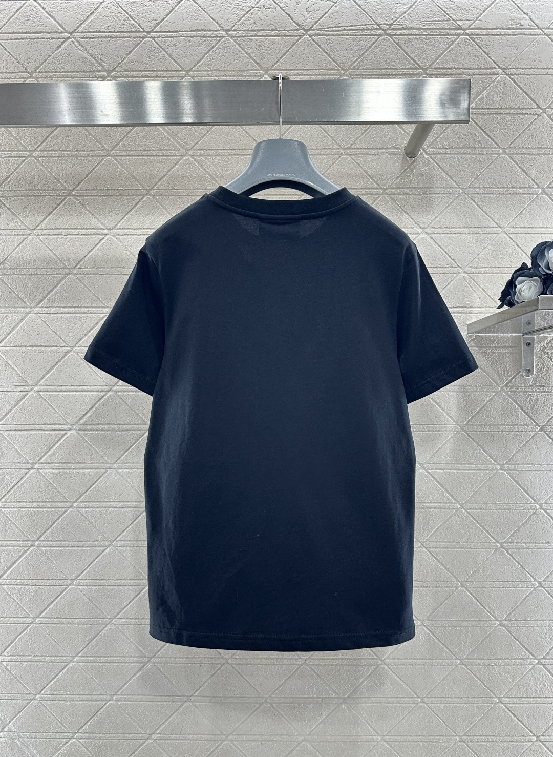 ♥Ami*♥2026新品上架 钉珠字母徽标𝑇𝑒𝑒定制YB丝光全棉材质，透气舒适，质感十足，常规短袖T恤裁