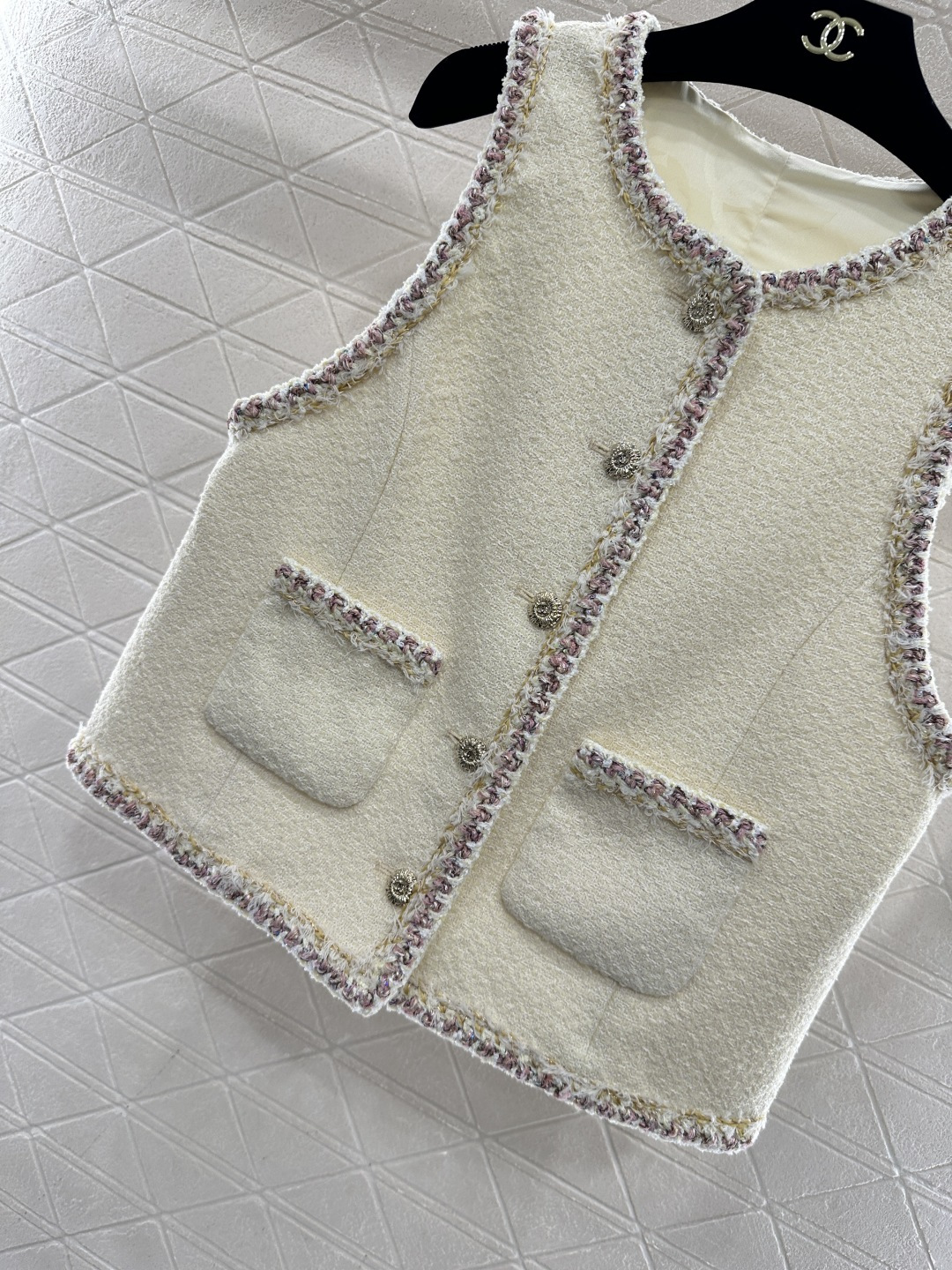 ♥Chane*♥2026新品上架 捆边洋装马甲定制YB进口粗纺羊毛呢材质，质感高级，品相十足，修身马甲剪