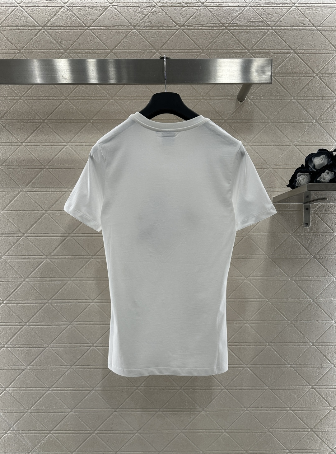 ♥Dio*♥2026新品上架 圆领刺绣徽标𝑇𝑒𝑒定制YB原生全棉材质，透气舒适，质感十足，修身短袖𝑇恤剪