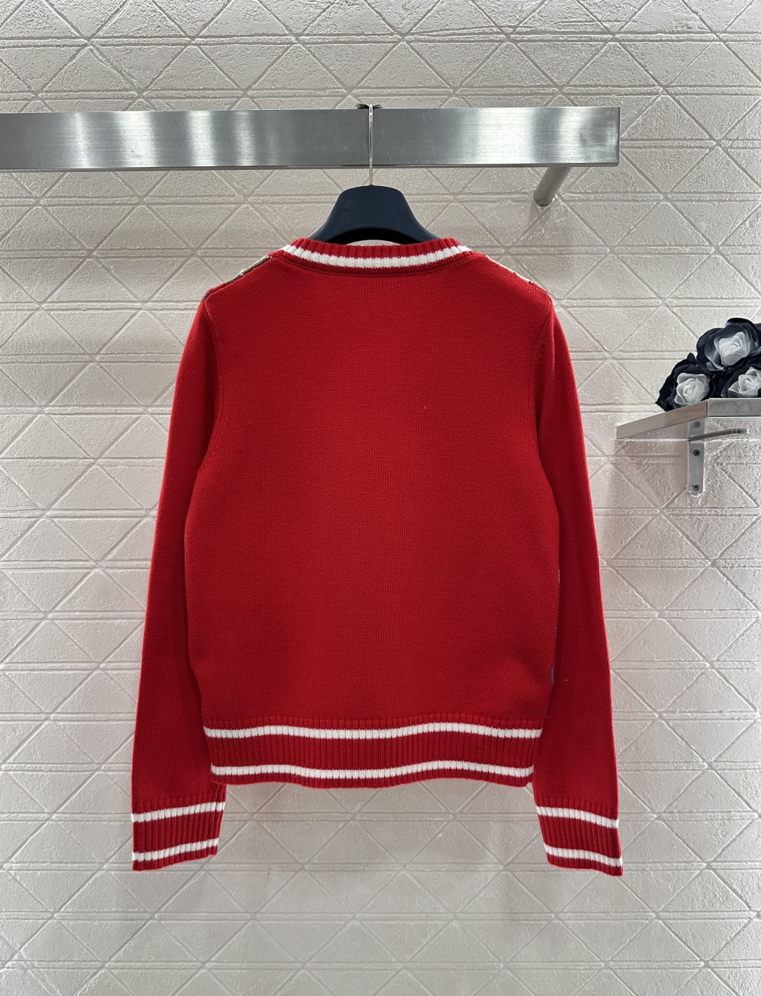 ♥Louis vuitto*♥2025新品上架 桃心领刺绣套头毛衣定制YB羊毛针织材质，质感高级，舒适保