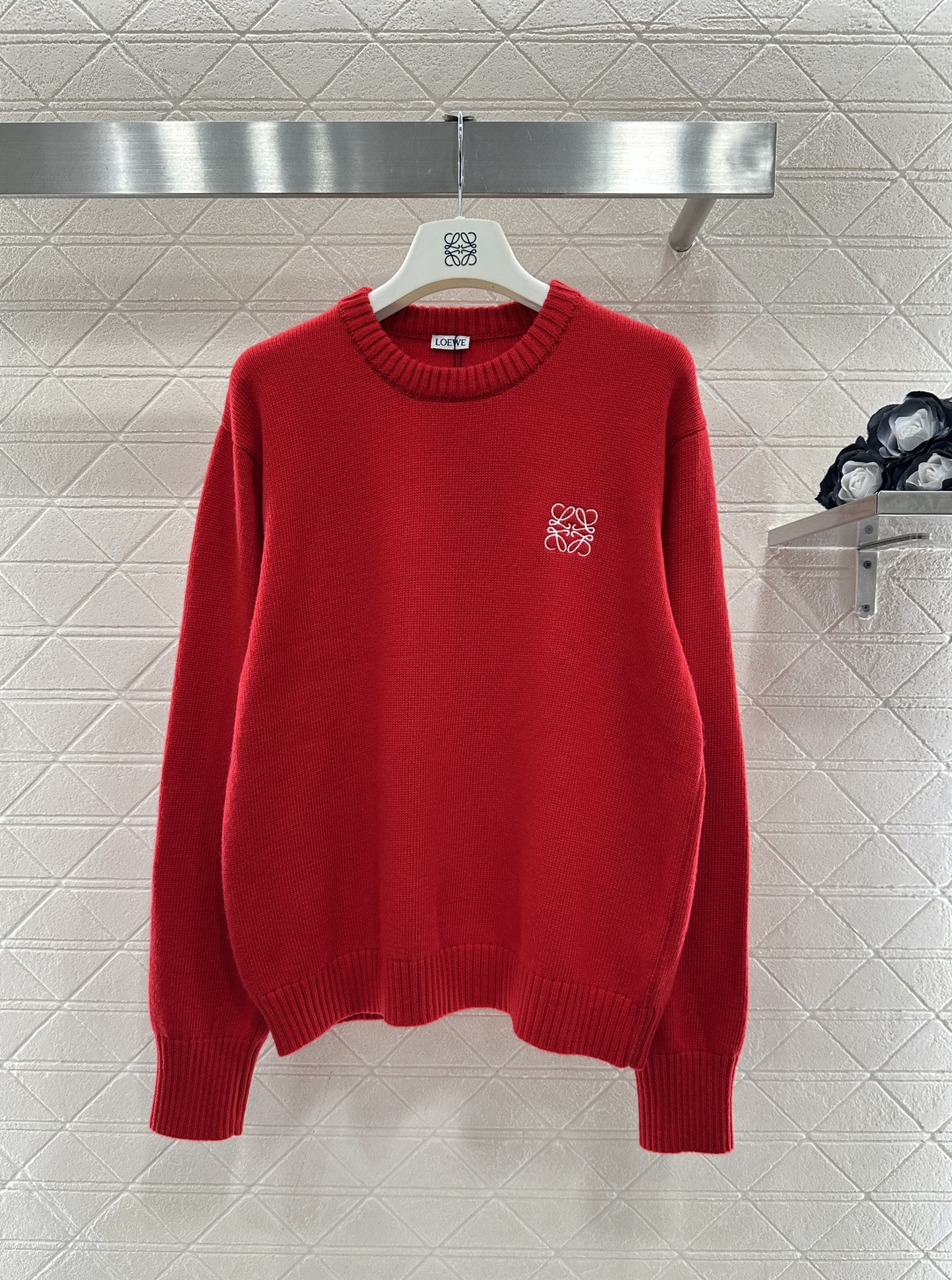 ♥Loew*♥2026新品上架 披肩领两件套针织毛衣定制YB羊毛纱线织造，质感细腻，穿搭舒适，圆领针织套