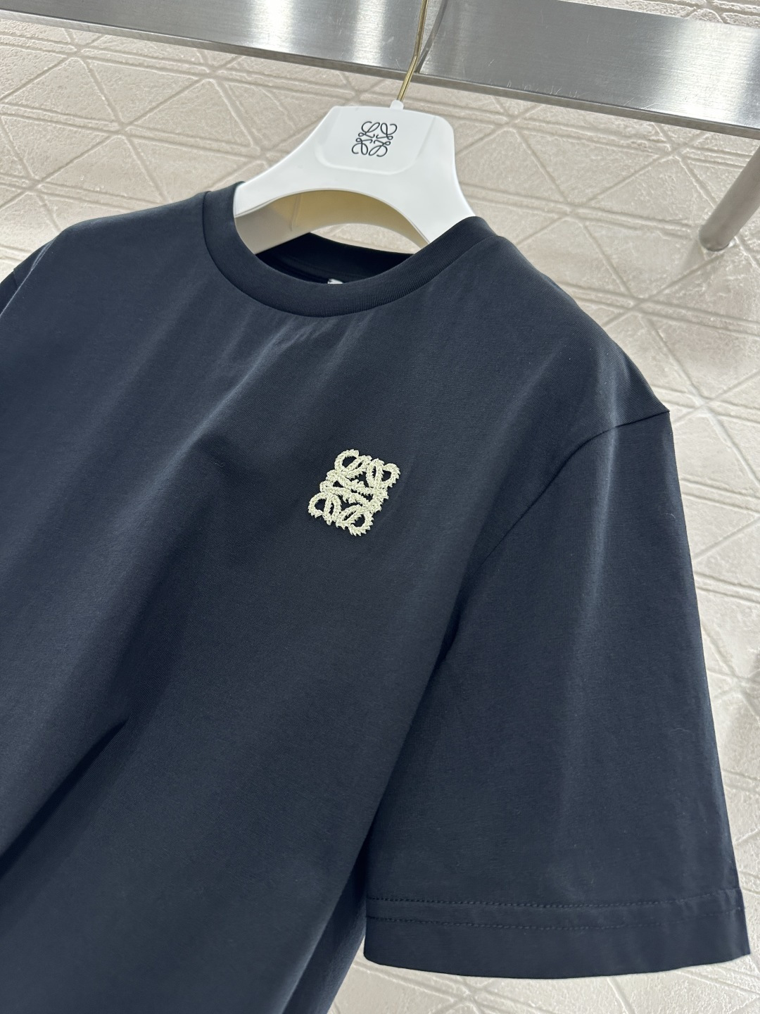 ♥Loew*♥2026新品上架 刺绣图腾徽标𝑇𝑒𝑒定制YB丝光全棉材质，透气舒适，质感十足，常规短袖T恤