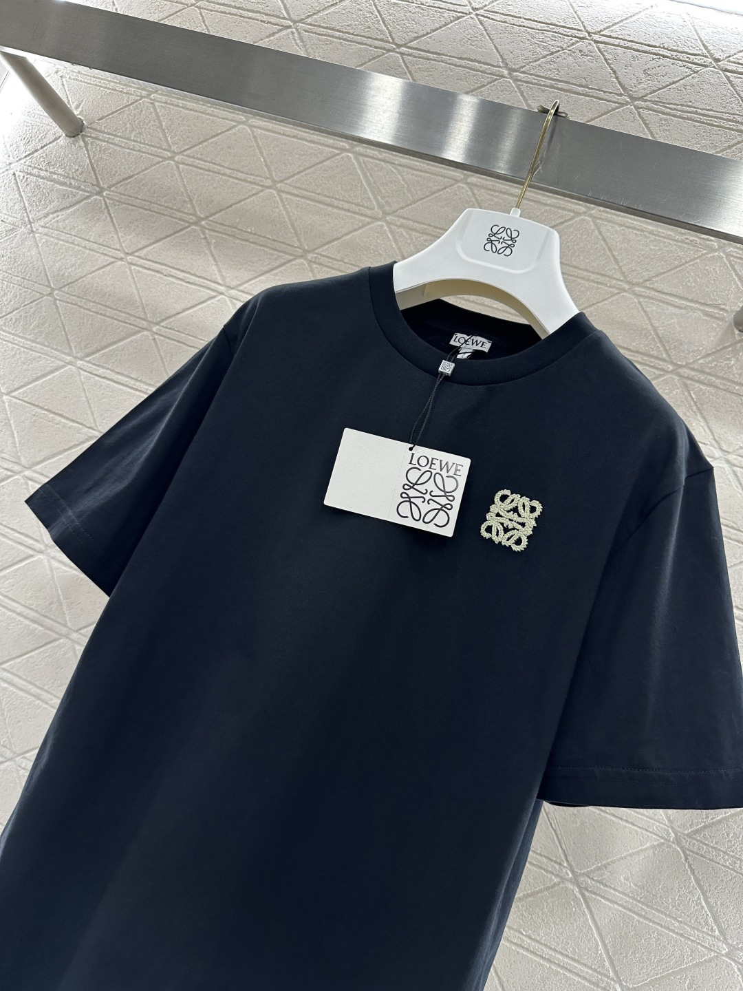 ♥Loew*♥2026新品上架 刺绣图腾徽标𝑇𝑒𝑒定制YB丝光全棉材质，透气舒适，质感十足，常规短袖T恤