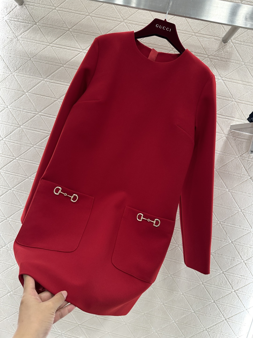 ♥gucc*♥2026新品上架 圆领马蹄扣短袖连衣裙定制YB进口醋酸材质，成衣光泽，质感品相上乘，短袖连