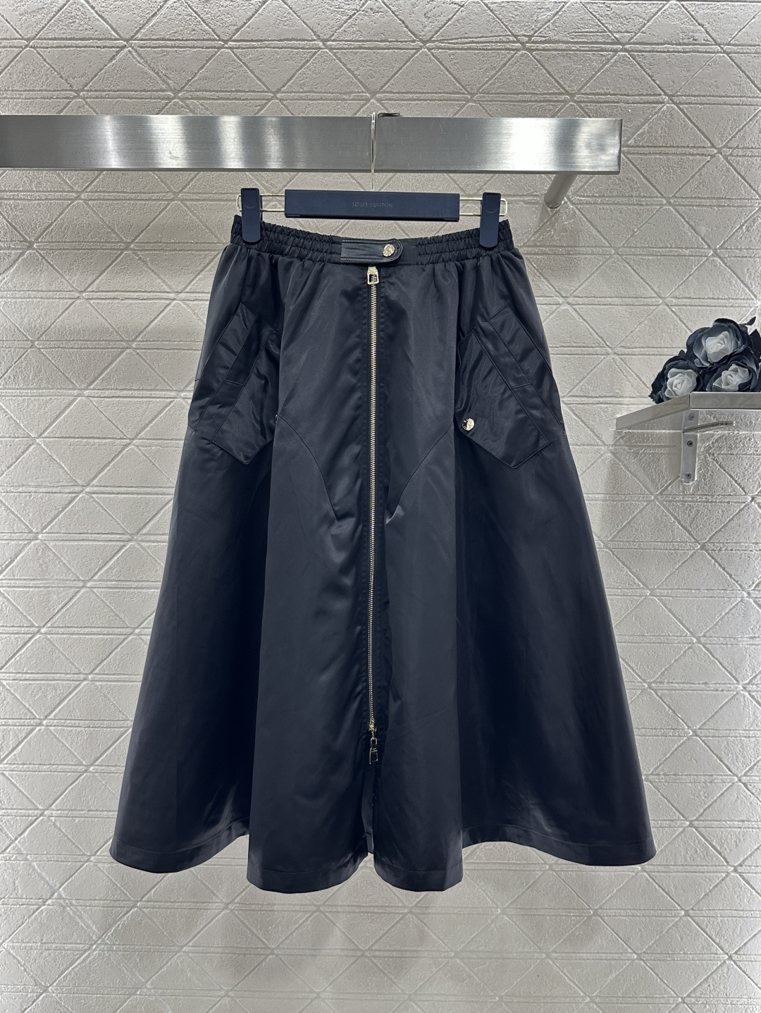 ♥Louis vuitto*♥2026新品上架 拉链解构夹克外套半裙套装定制YB进口材质，质感光泽，挺括