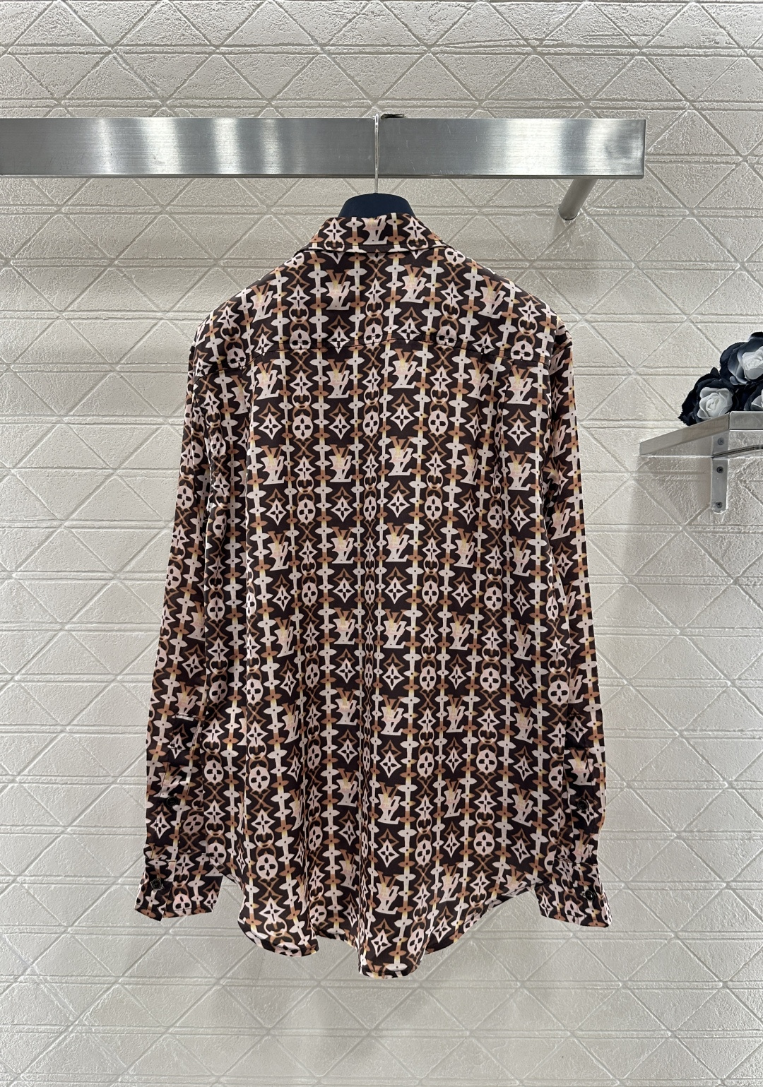 ♥Louis vuitto*♥2026新品上架 活性印花丝绸衬衫定制YB进口丝绸材质，质感光泽，舒适养肤