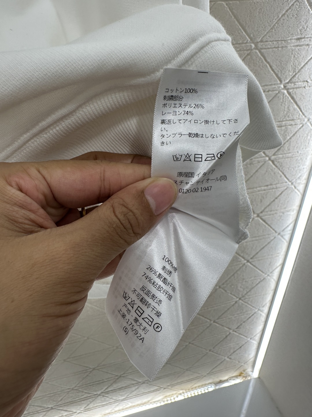 ♥Dio*♥2026新品上架 圆领刺绣四叶草字母卫衣定制YB原生全棉材质，穿搭透气，舒适有型，圆领套头卫