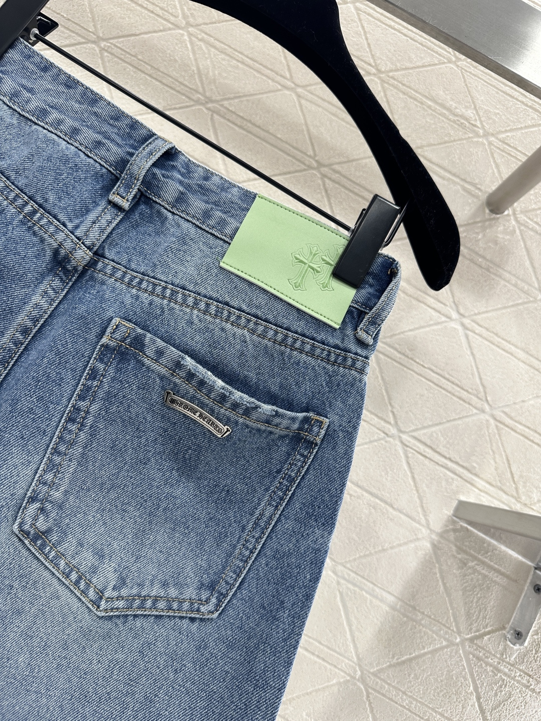 ♥Chrome Heart*♥2026新品上架 彩色皮革十字架牛仔长裤定制YB斜纹棉牛仔材质，酵素水洗，