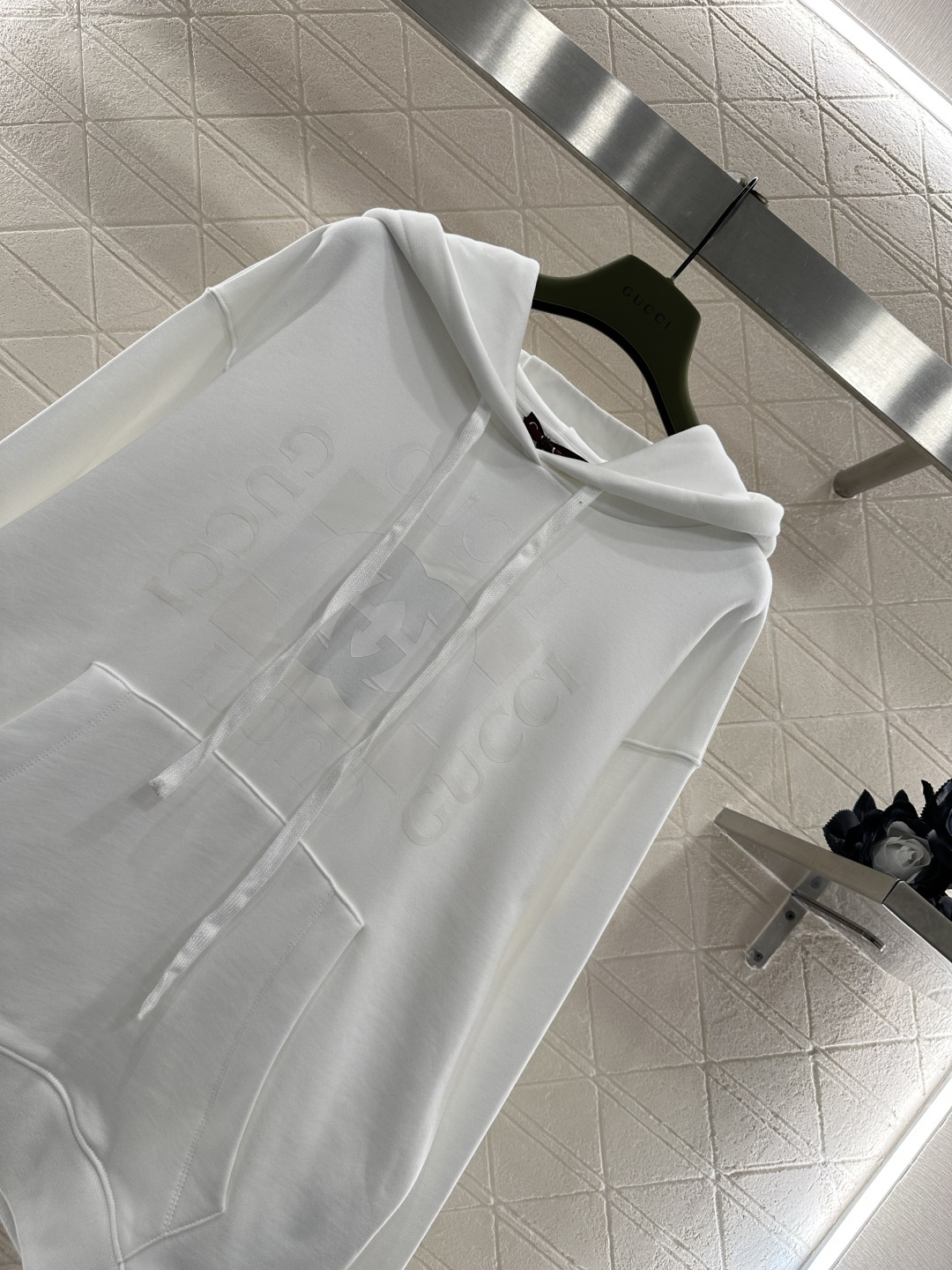 ♥Gucc*♥2026新品上架 印花徽标抽绳连帽卫衣定制YB原生克重全棉材质，还原品质，肉眼可见的高级，