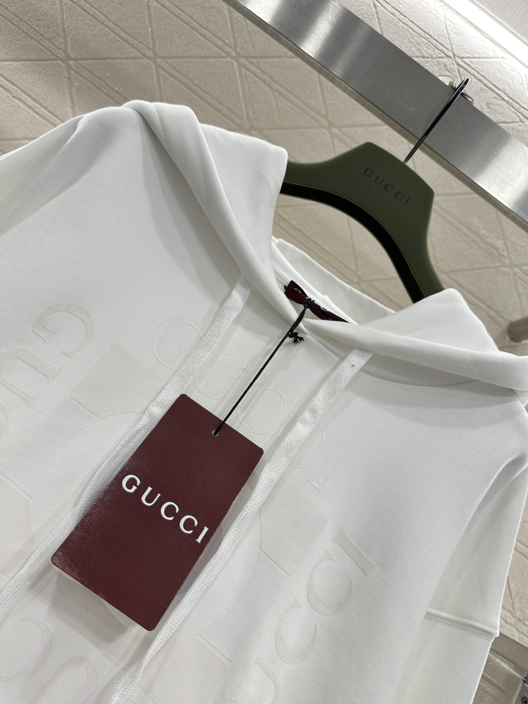 ♥Gucc*♥2026新品上架 印花徽标抽绳连帽卫衣定制YB原生克重全棉材质，还原品质，肉眼可见的高级，