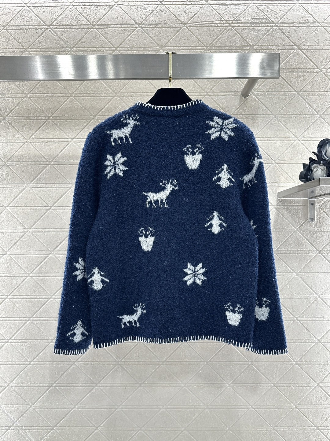 ♥Chane*♥2026新品上架 提花针织开衫定制YB羊毛纱线织造，质感细腻，穿搭舒适，圆领开衫剪裁，提