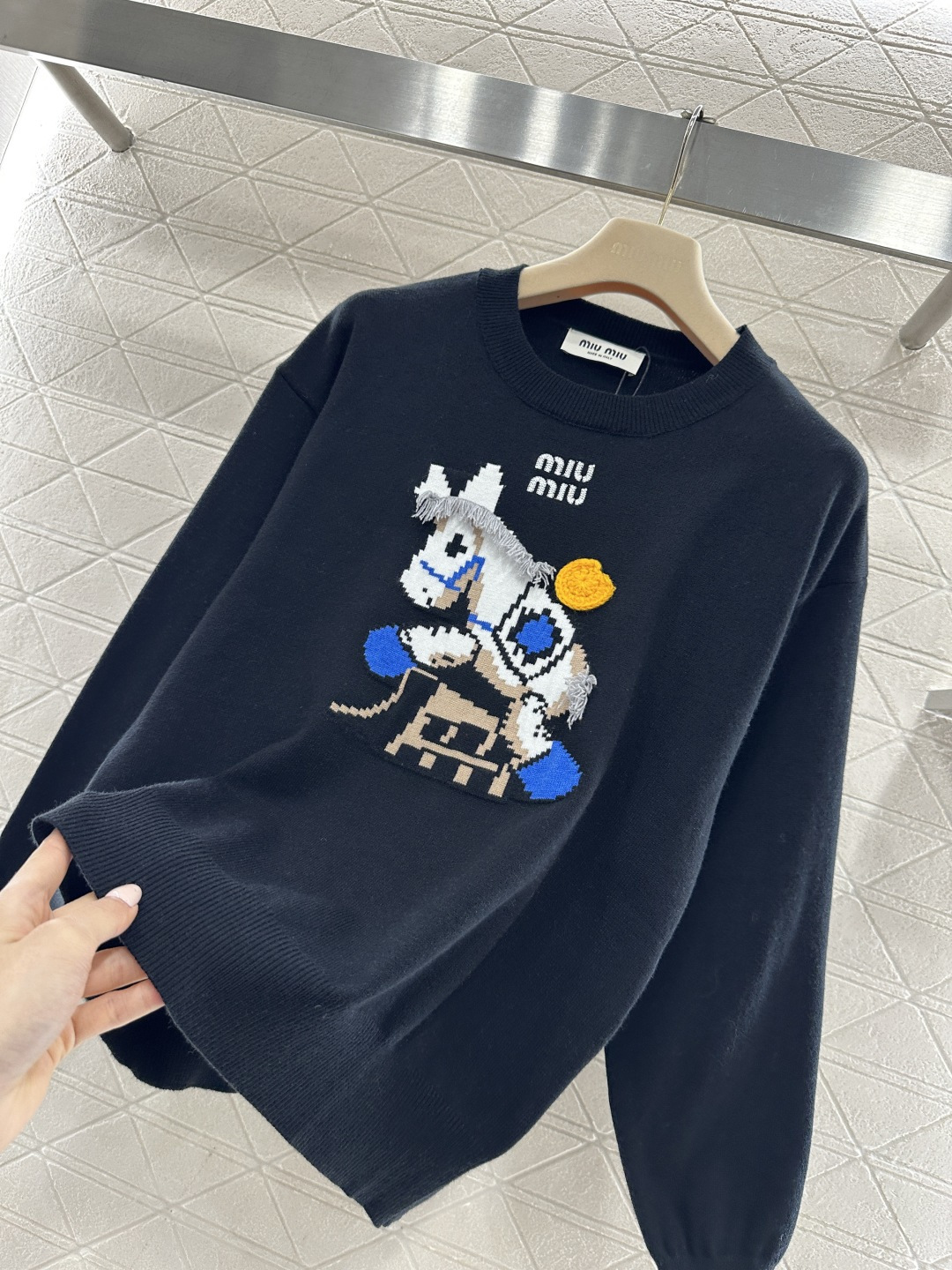 ♥Miumi*♥2026新品上架 贺岁提花马年针织毛衣新年贺岁系列#定制YB羊毛纱线织造，穿搭舒适，质感