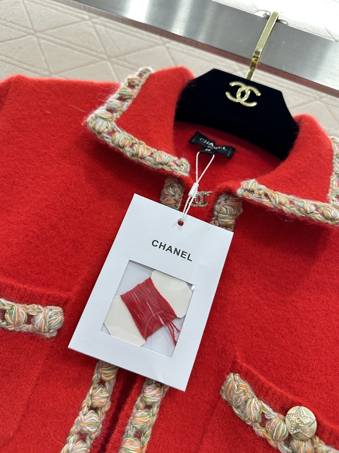 ♥Chane*♥2025新品上架 编织捆边针织开衫定制YB羊绒羊毛纱线织造，穿搭舒适，柔软细腻，翻领针织