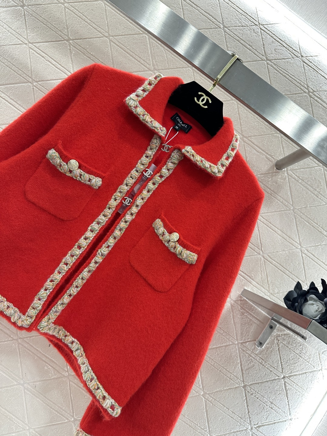 ♥Chane*♥2025新品上架 编织捆边针织开衫定制YB羊绒羊毛纱线织造，穿搭舒适，柔软细腻，翻领针织