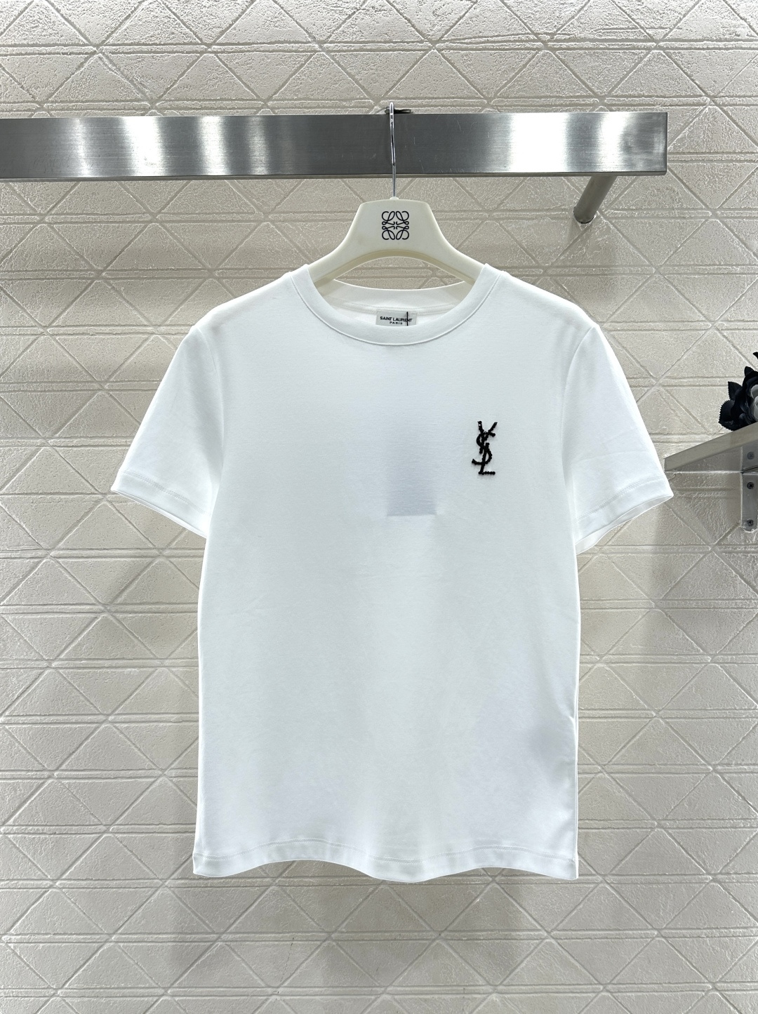 ♥Saint lauren*♥2026新品上架 钉珠字母徽标𝑇𝑒𝑒定制YB丝光全棉材质，透气舒适，质感十