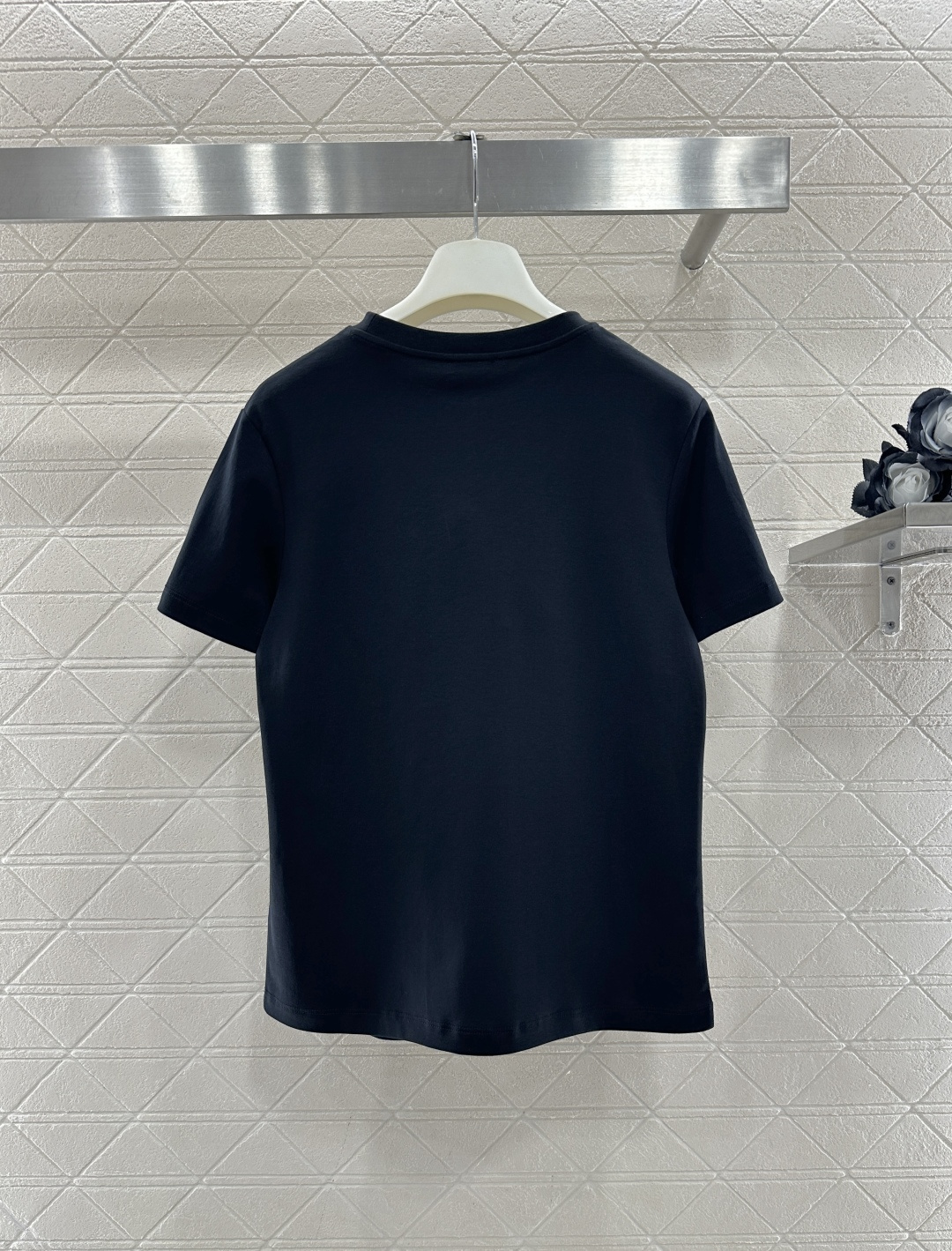 ♥Saint lauren*♥2026新品上架 钉珠字母徽标𝑇𝑒𝑒定制YB丝光全棉材质，透气舒适，质感十