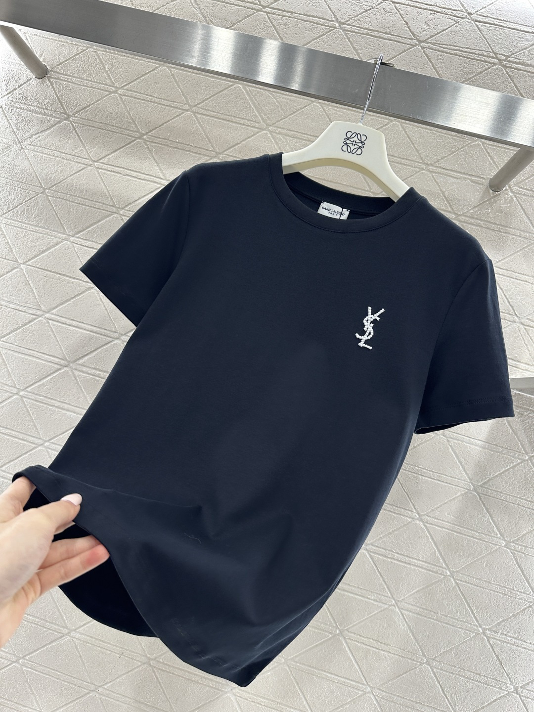 ♥Saint lauren*♥2026新品上架 钉珠字母徽标𝑇𝑒𝑒定制YB丝光全棉材质，透气舒适，质感十