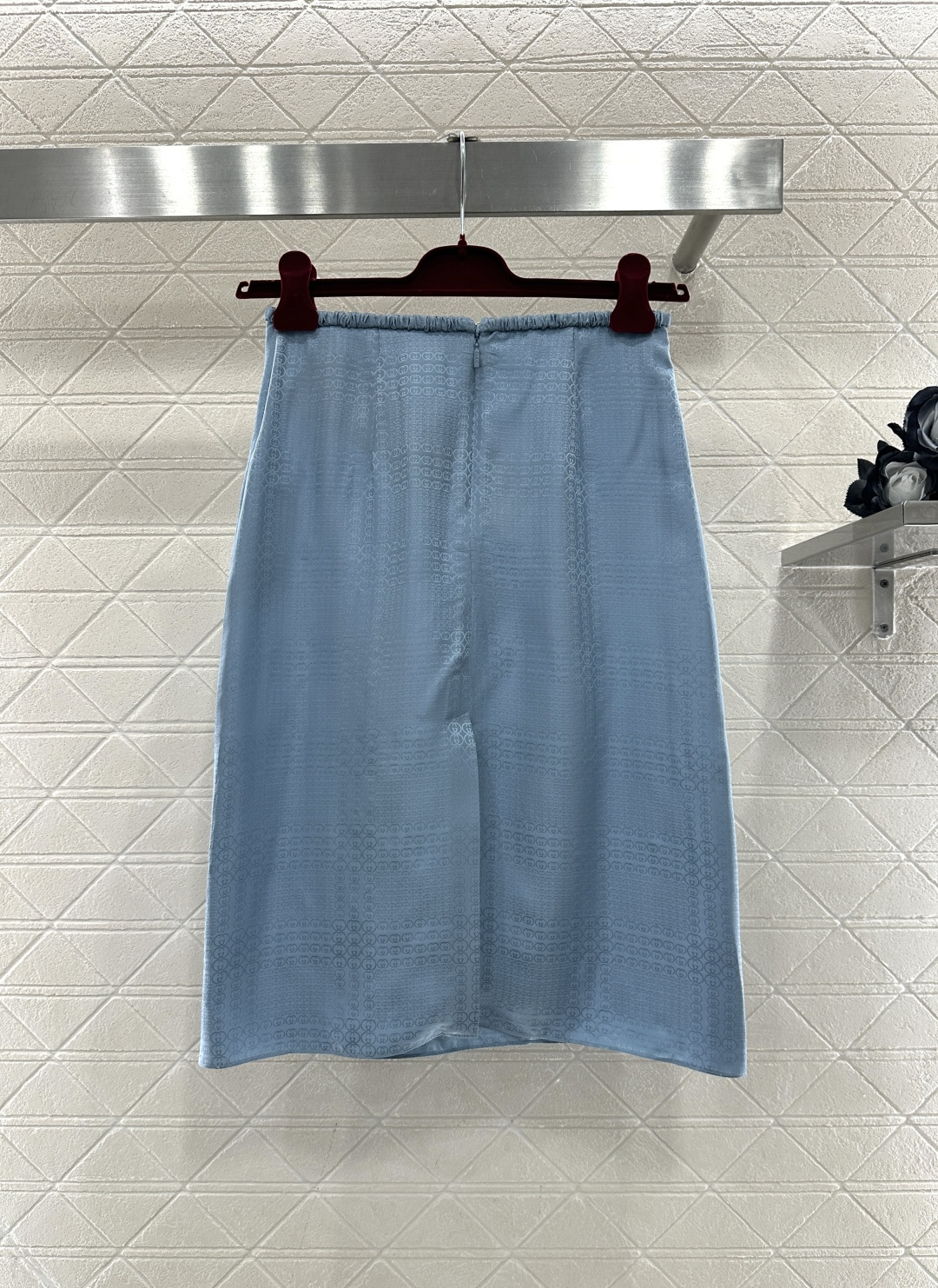 ♥Gucc*♥2026新品上架 提花真丝衬衫半裙套装定制YB进口提花真丝材质，质感光泽，养肤舒适，这套套