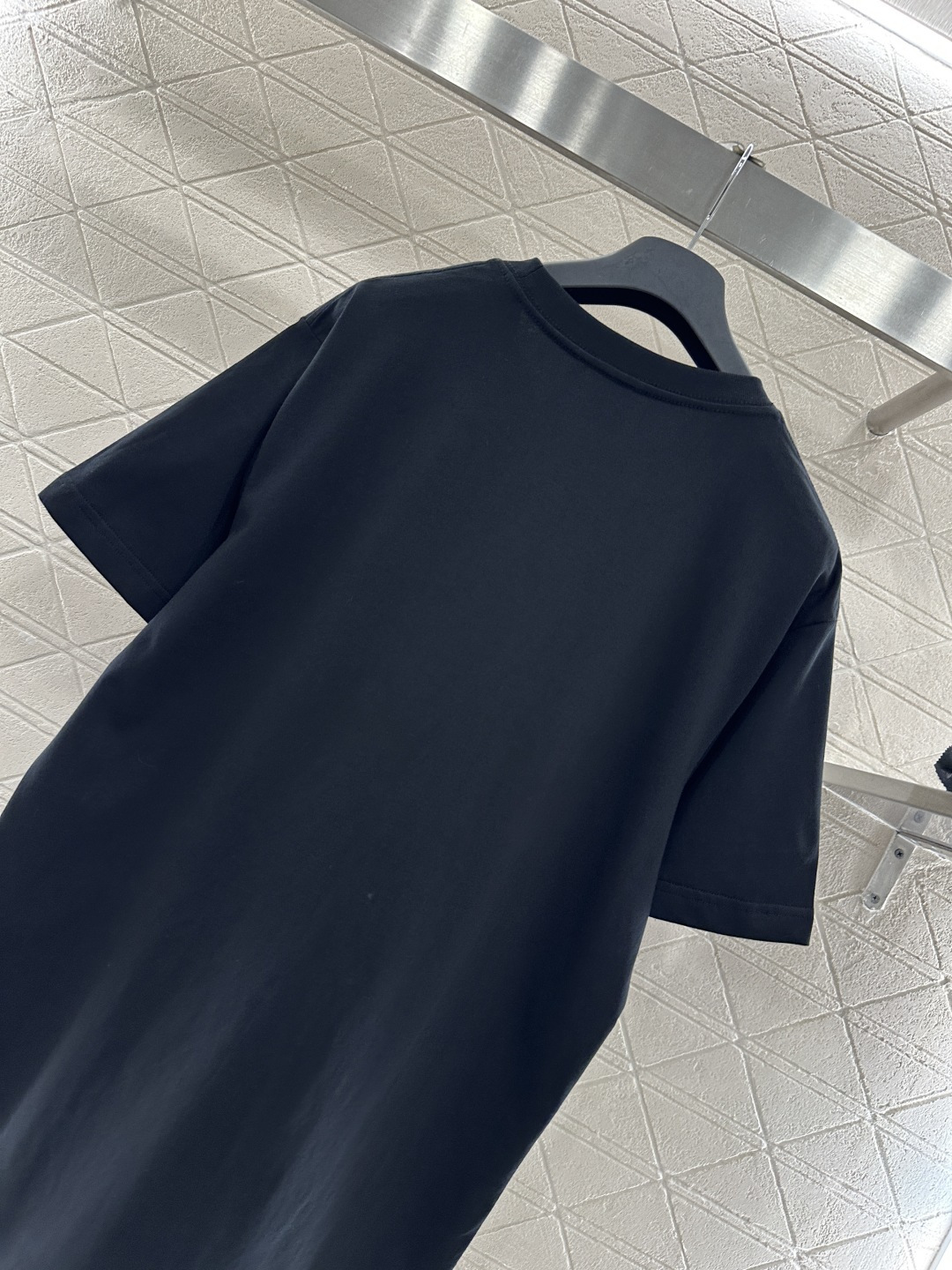 ♥Dio*♥2026新品上架 圆领刺绣徽标𝑇𝑒𝑒定制YB原生全棉材质，德国进口机器打造，超密度处理，质感