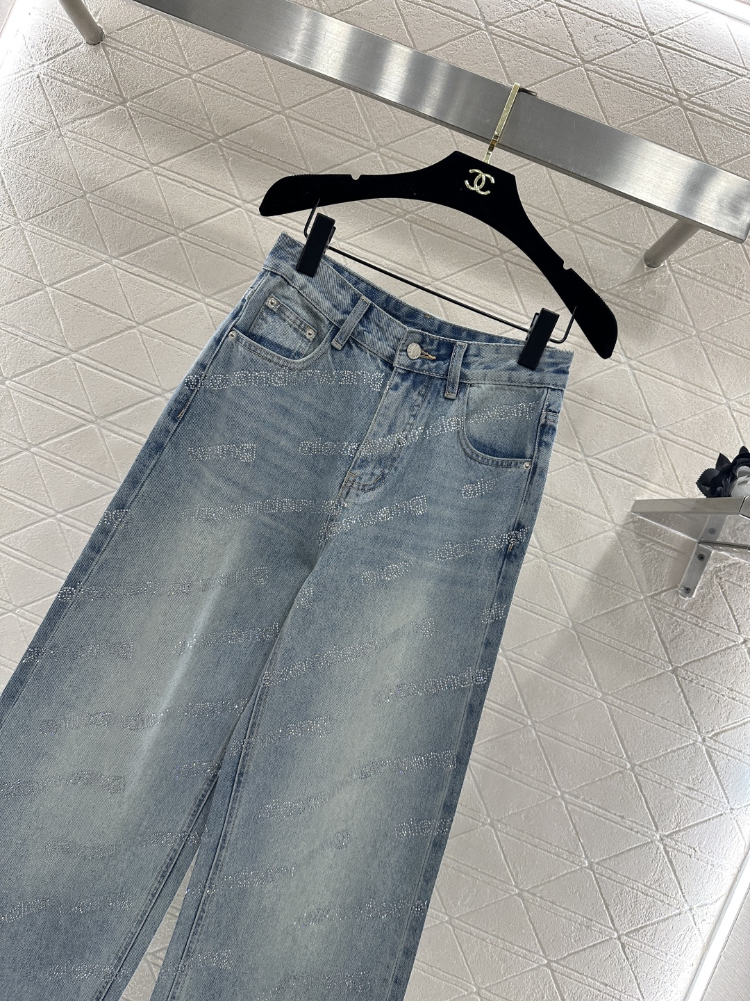 ♥Alexander wan*♥2026新品上架 高腰烫钻直筒长裤定制YB斜纹棉牛仔材质，多重水洗，呈现
