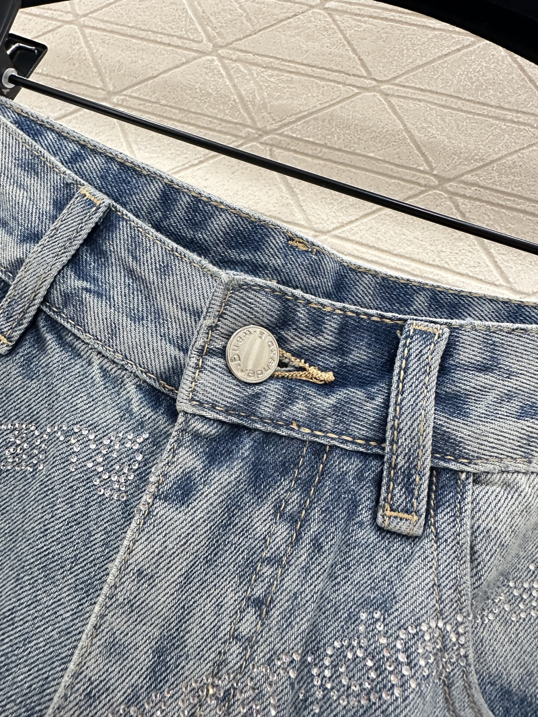 ♥Alexander wan*♥2026新品上架 高腰烫钻直筒长裤定制YB斜纹棉牛仔材质，多重水洗，呈现