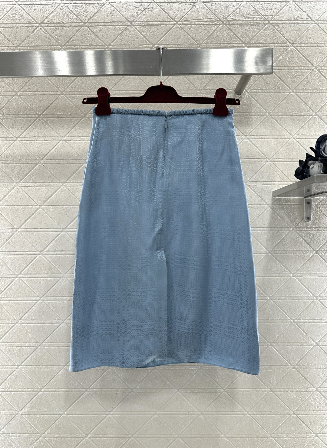 ♥Gucc*♥2026新品上架 提花真丝衬衫半裙套装定制YB进口提花真丝材质，质感光泽，养肤舒适，这套套