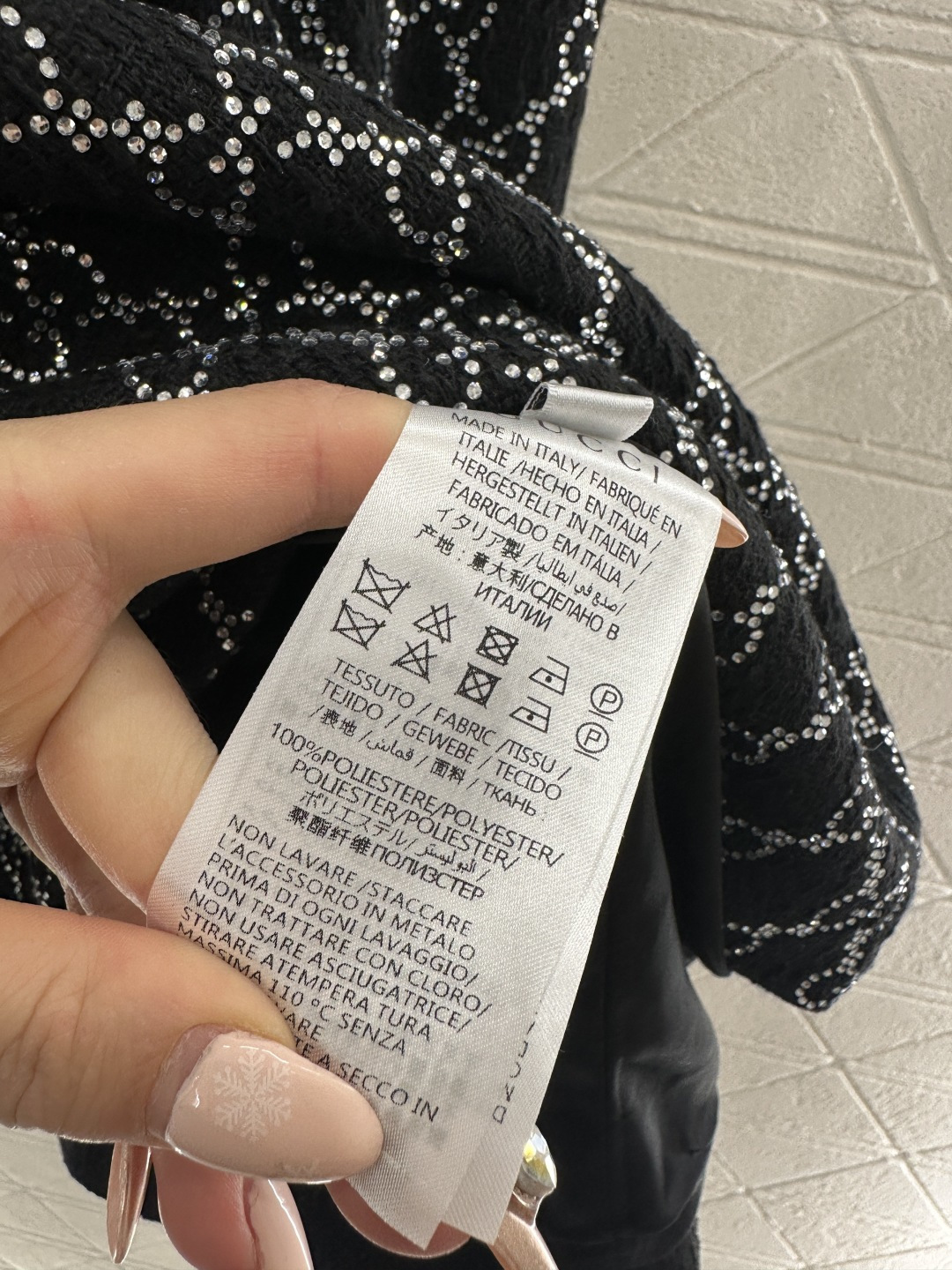 ♥Gucc*♥2026新品上架 烫钻短袖连衣裙定制YB进口材质，通体烫钻立体菱格分布，圆领短袖连衣裙，质