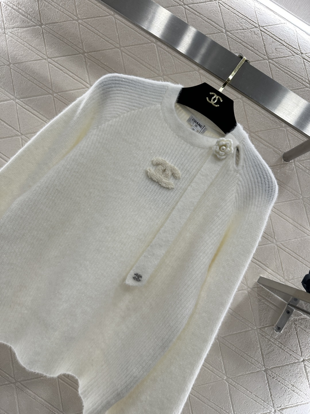 ♥Chane*♥2026新品上架 圆领针织套头毛衣定制YB羊毛纱线织造，质感细腻，穿搭舒适，圆领针织套头