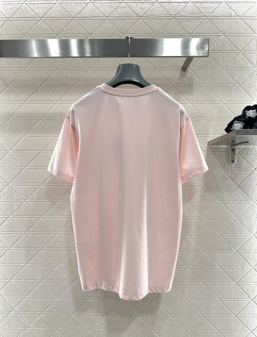 ♥MM6*♥2026新品上架 圆领印花徽标𝑇𝑒𝑒定制YB斜纹全棉材质，质感有型，穿搭舒适，宽松圆领𝑇恤剪