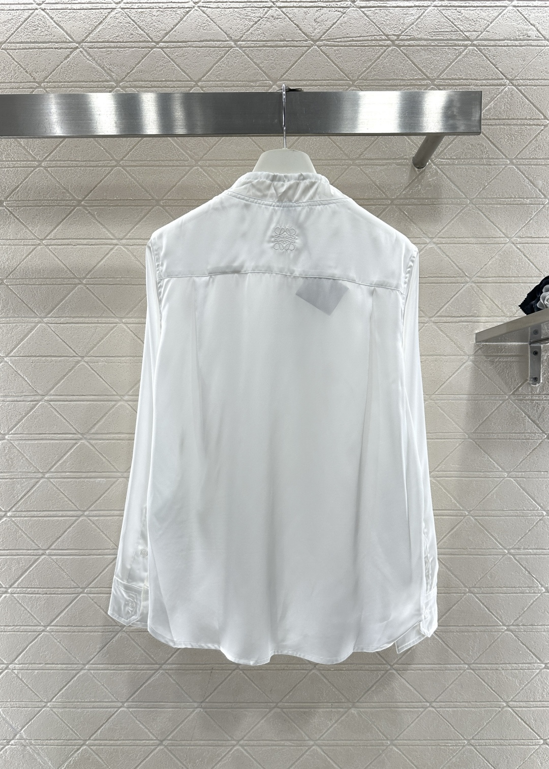 ♥Loew*♥2026新品上架 缎面抽绳衬衫定制YB进口缎面材质，质感光泽，穿搭舒适，抽绳衬衣剪裁，缎面