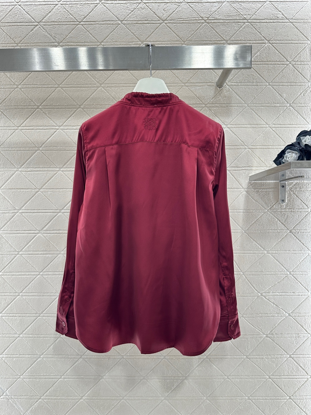 ♥Loew*♥2026新品上架 缎面抽绳衬衫定制YB进口缎面材质，质感光泽，穿搭舒适，抽绳衬衣剪裁，缎面