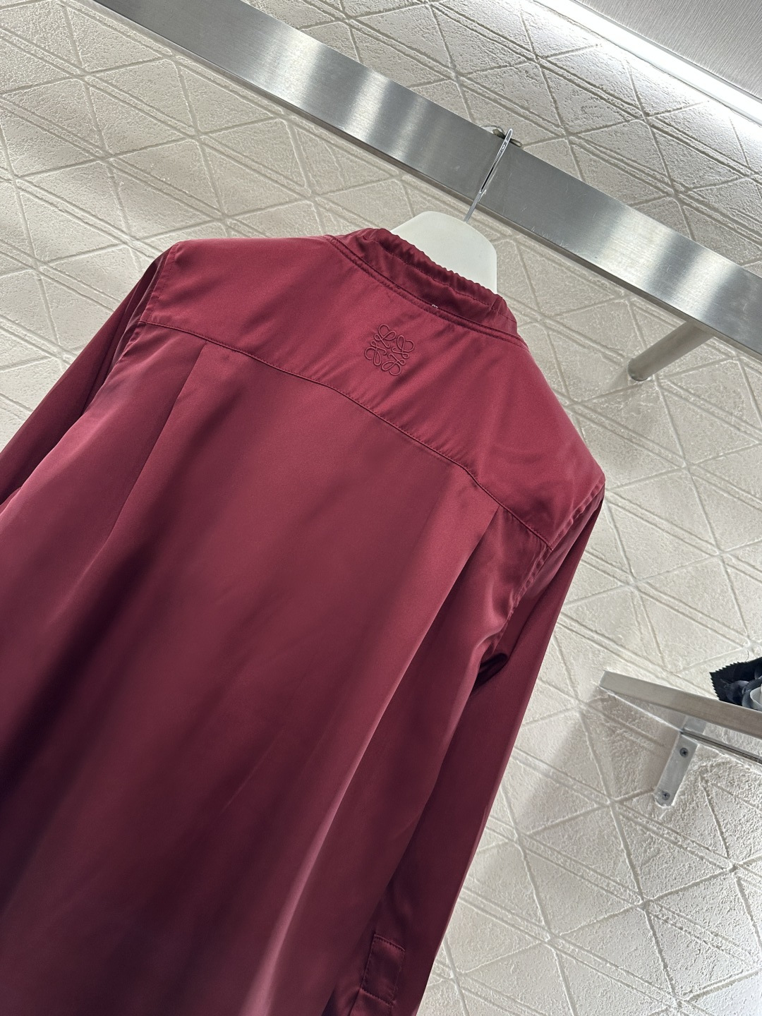 ♥Loew*♥2026新品上架 缎面抽绳衬衫定制YB进口缎面材质，质感光泽，穿搭舒适，抽绳衬衣剪裁，缎面