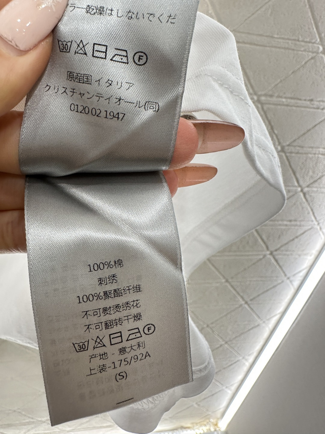 ♥Dio*♥2026新品上架 撞色方框圆领徽标𝑇𝑒𝑒定制YB原生全棉材质，柔软亲肤，舒适有型，宽松𝑇恤版