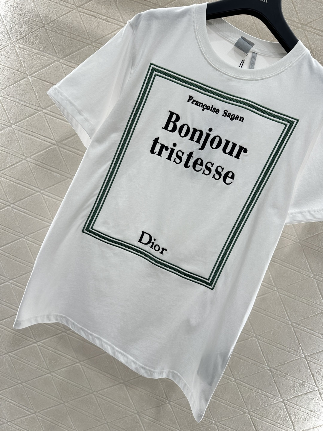 ♥Dio*♥2026新品上架 撞色方框圆领徽标𝑇𝑒𝑒定制YB原生全棉材质，柔软亲肤，舒适有型，宽松𝑇恤版