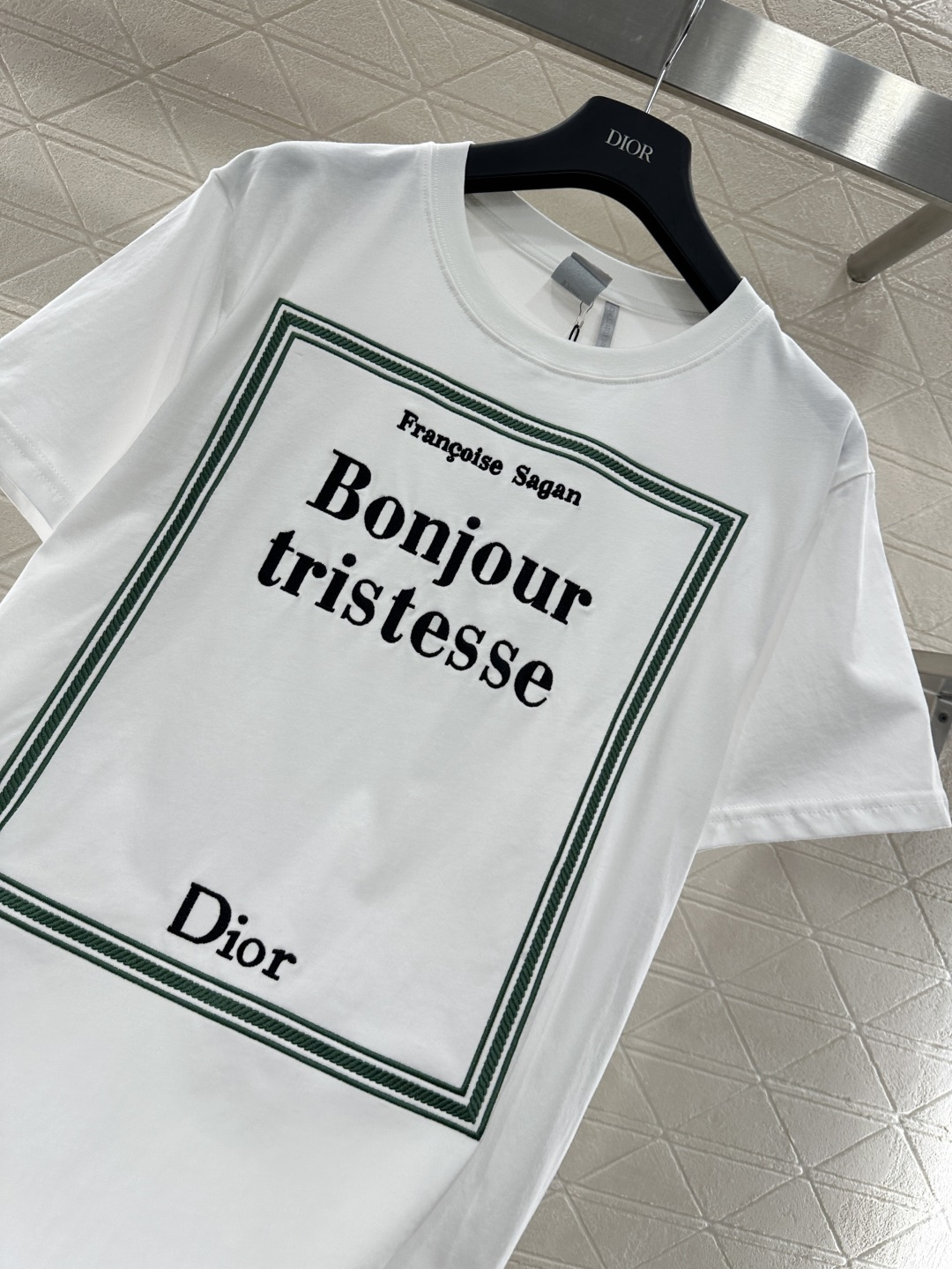 ♥Dio*♥2026新品上架 撞色方框圆领徽标𝑇𝑒𝑒定制YB原生全棉材质，柔软亲肤，舒适有型，宽松𝑇恤版