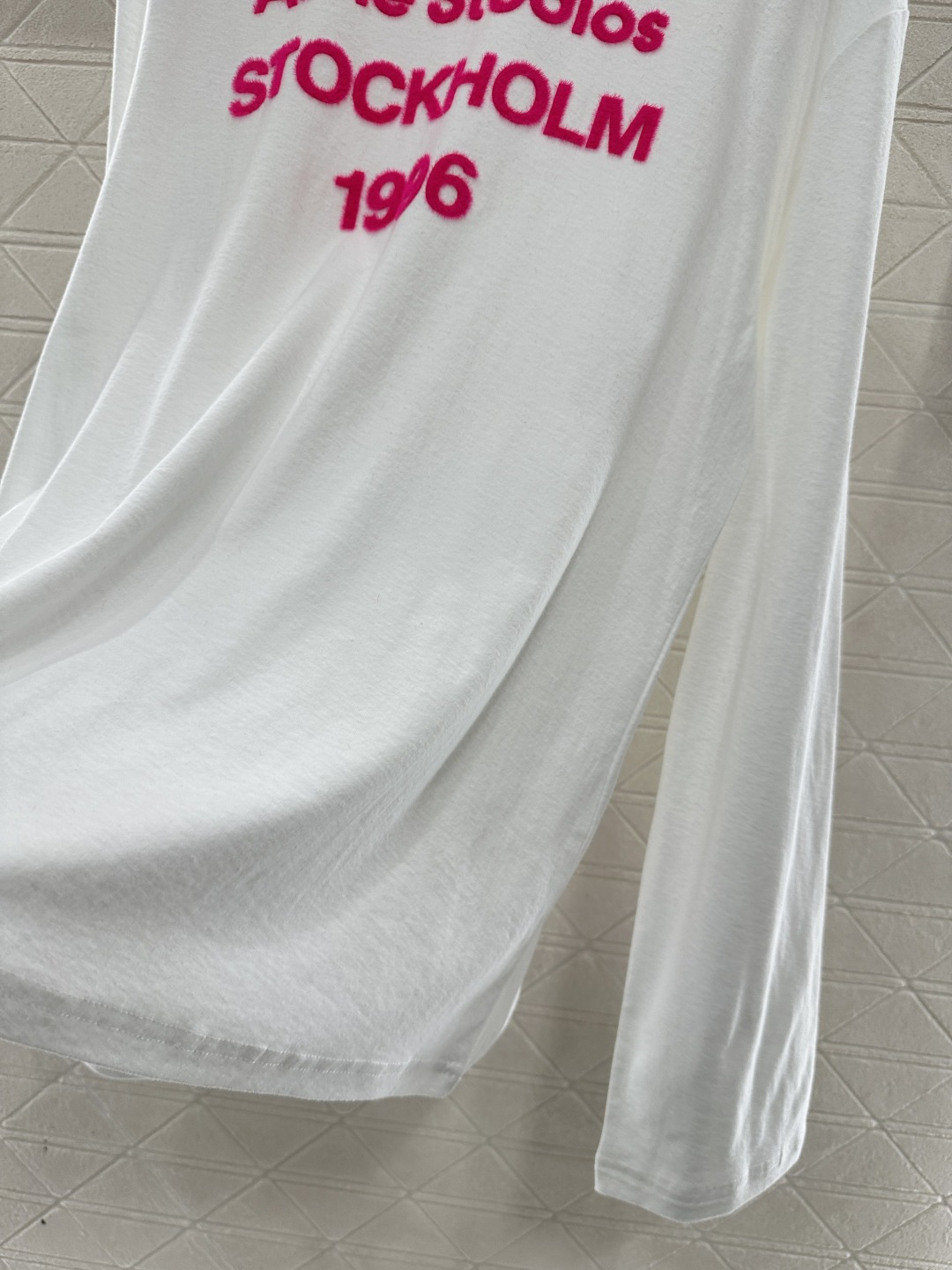 ♥Acne studio*♥2026新品上架 植绒徽标长袖上衣定制YB亚麻棉材质，透气舒适，质感十足，宽