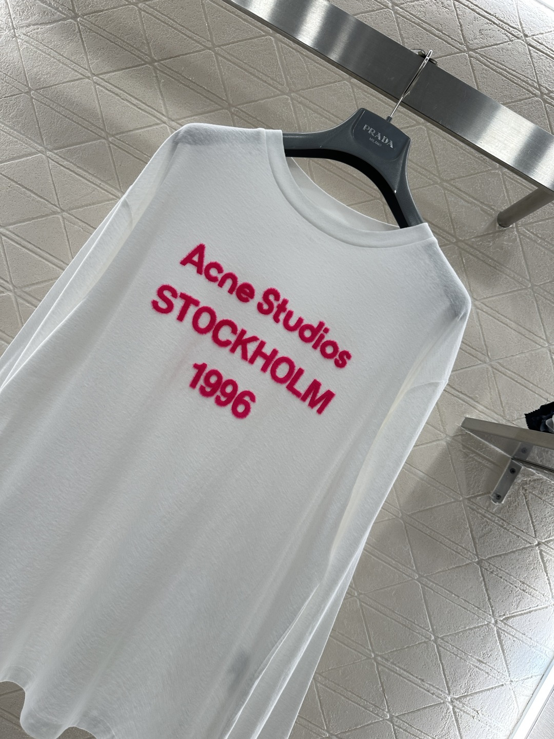 ♥Acne studio*♥2026新品上架 植绒徽标长袖上衣定制YB亚麻棉材质，透气舒适，质感十足，宽