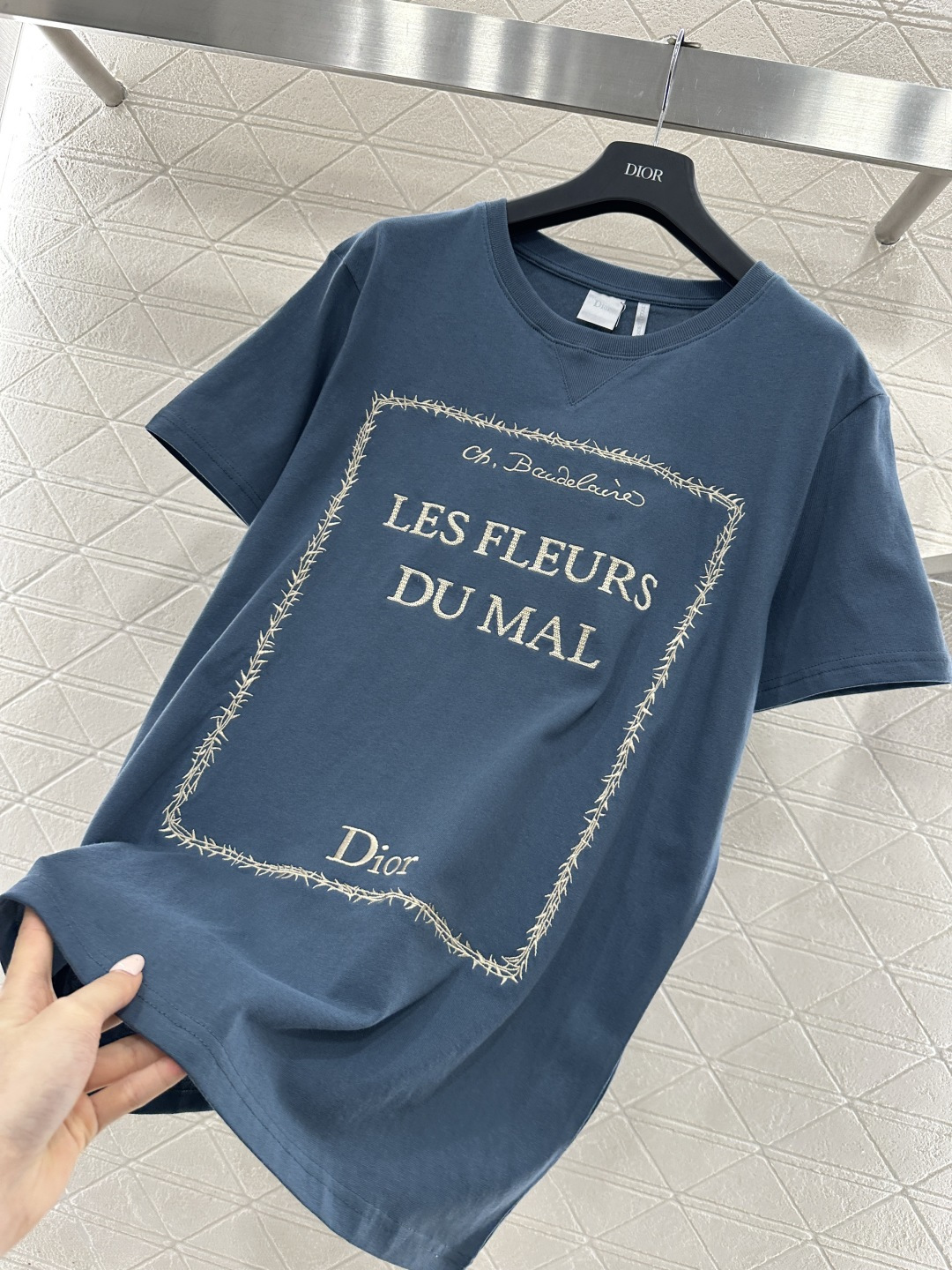 ♥Dio*♥2026新品上架 刺绣圆领徽标𝑇𝑒𝑒定制YB原生全棉材质，柔软亲肤，舒适有型，宽松𝑇恤版型，