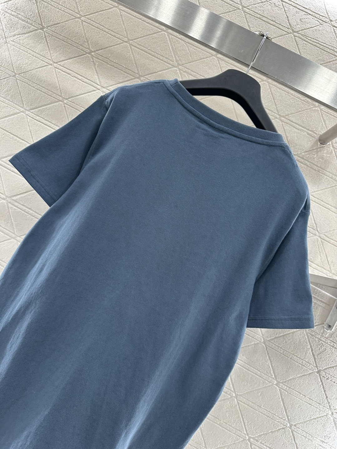 ♥Dio*♥2026新品上架 刺绣圆领徽标𝑇𝑒𝑒定制YB原生全棉材质，柔软亲肤，舒适有型，宽松𝑇恤版型，