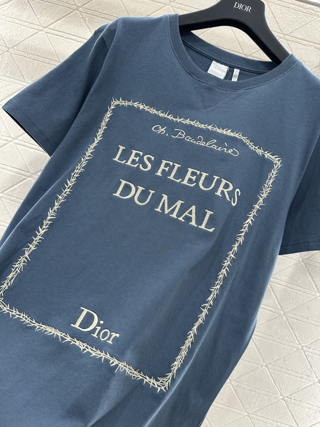 ♥Dio*♥2026新品上架 刺绣圆领徽标𝑇𝑒𝑒定制YB原生全棉材质，柔软亲肤，舒适有型，宽松𝑇恤版型，