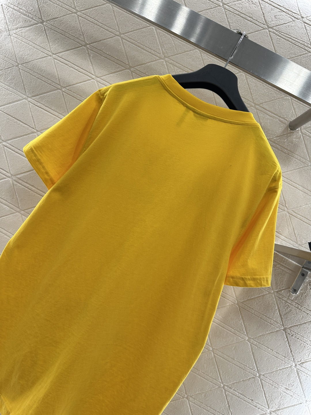 ♥Dio*♥2026新品上架 螺纹撞色圆领徽标𝑇𝑒𝑒定制YB原生全棉材质，柔软亲肤，舒适有型，宽松𝑇恤版