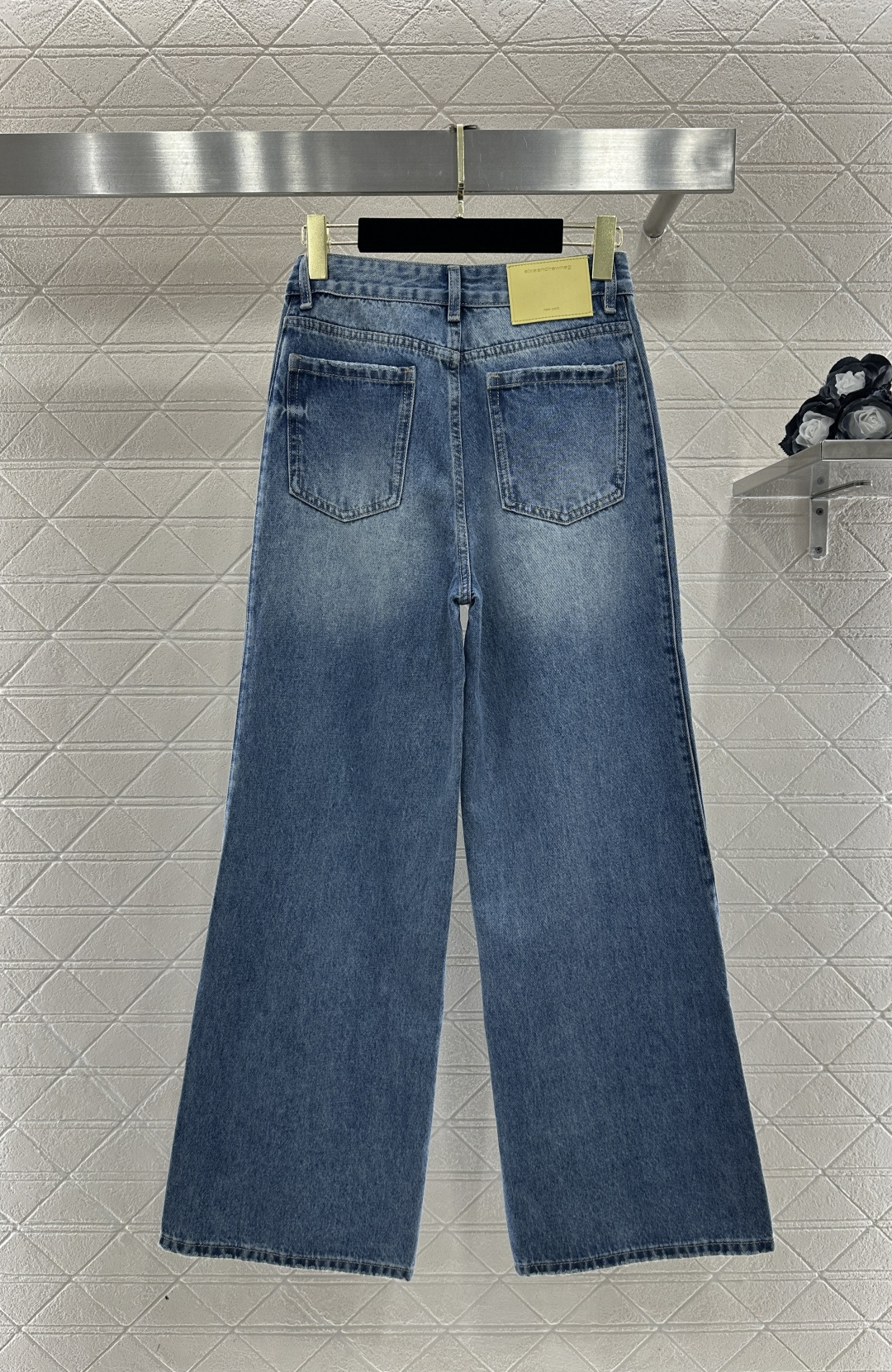 ♥Alexander wan*♥2026新品上架 高腰烫钻直筒长裤定制YB斜纹棉牛仔材质，多重水洗，呈现