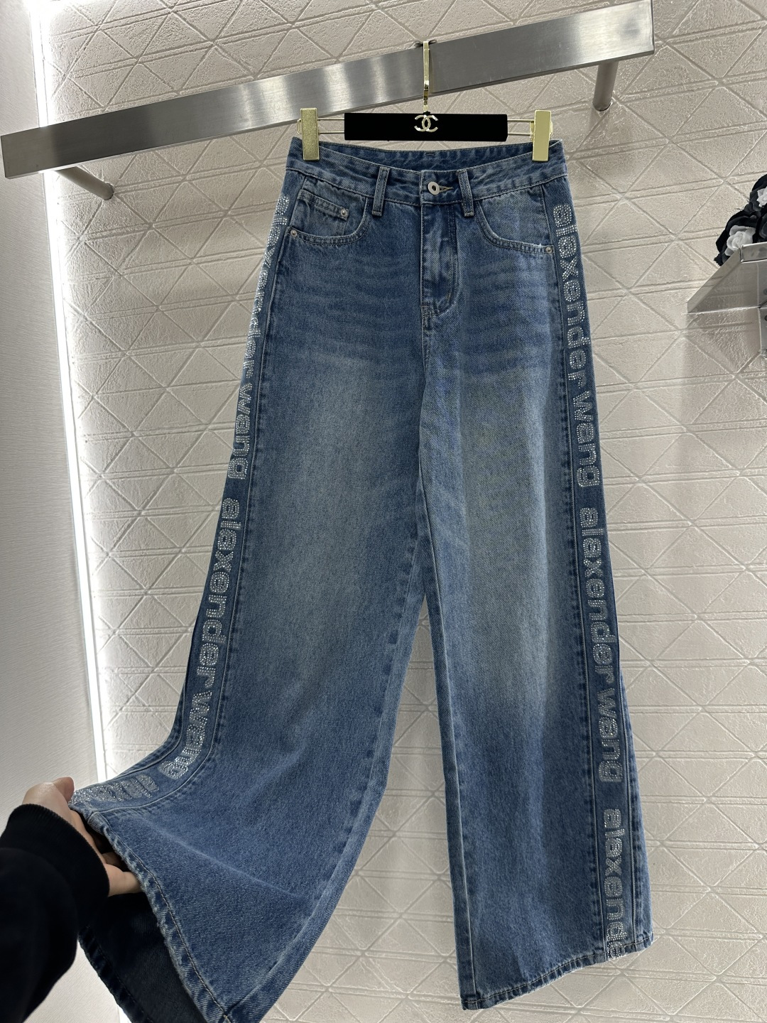 ♥Alexander wan*♥2026新品上架 高腰烫钻直筒长裤定制YB斜纹棉牛仔材质，多重水洗，呈现