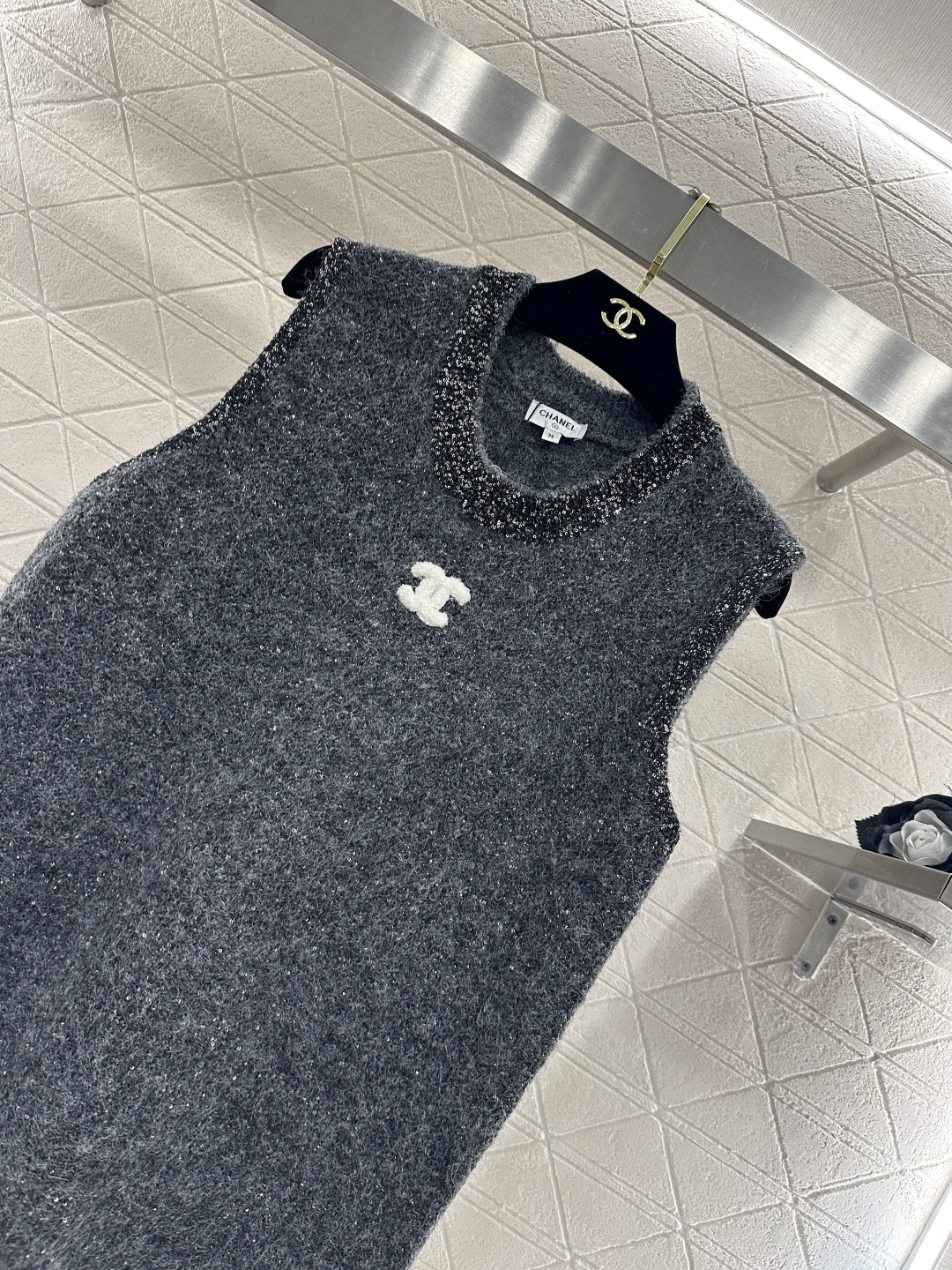♥Chane*♥2026新品上架 订珠亮片针织背心裙定制YB羊毛纱线织造，穿搭舒适，质感十足，针织背心裙