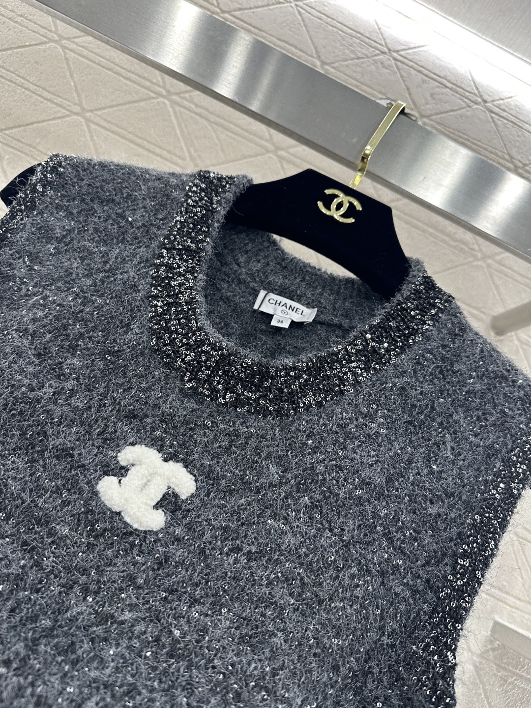 ♥Chane*♥2026新品上架 订珠亮片针织背心裙定制YB羊毛纱线织造，穿搭舒适，质感十足，针织背心裙