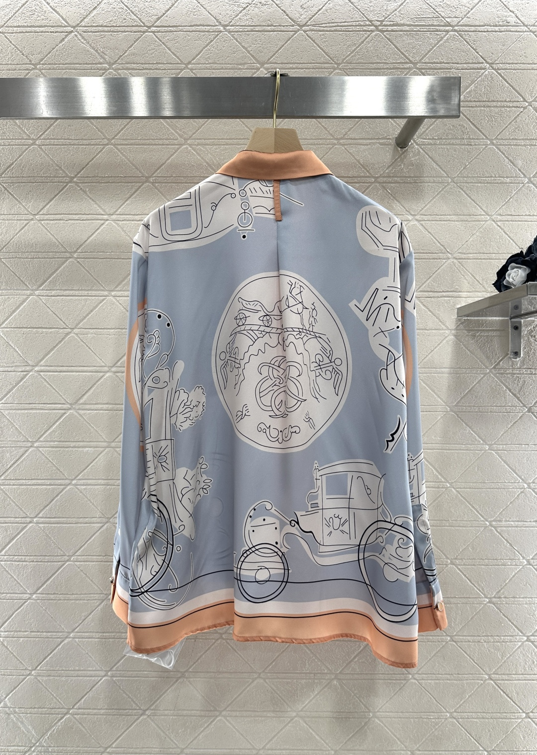 ♥Herme*♥2026新品上架 真丝印花长袖衬衫短裙套装定制YB进口百分百桑蚕丝材质，质感舒适，垂顺透