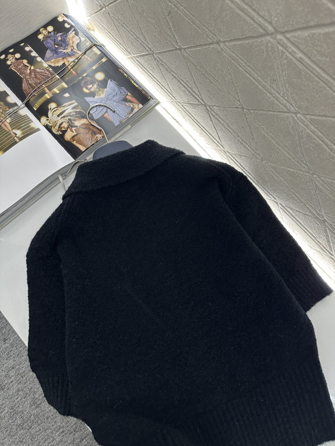 ♥Louis vuitto*♥2026新品上架 翻领针织短袖定制YB羊毛纱线织造，质感高级，舒适柔软，面